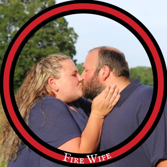 Profile Picture of Dawn Edwards (@dawnedwar23) on Poshmark