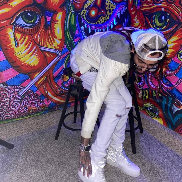 Profile Picture of James Csogi (@kingjunglejim) on Poshmark