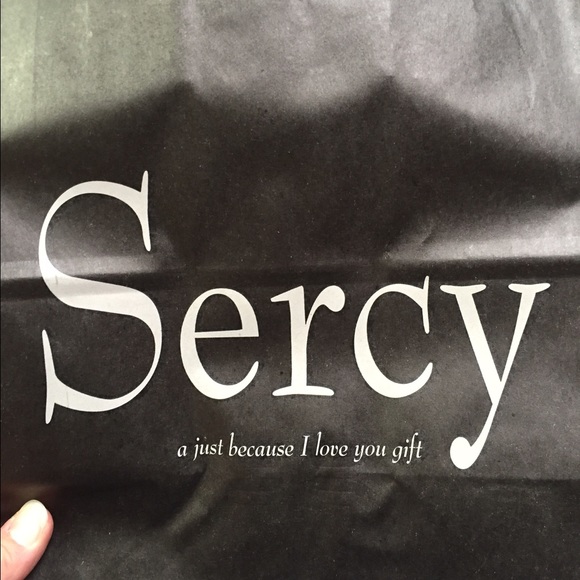 Profile Picture of Christina Monzillo (@sercycled) on Poshmark