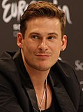 Profile Picture of Lee Ryan - Wikipediaon Wikipedia