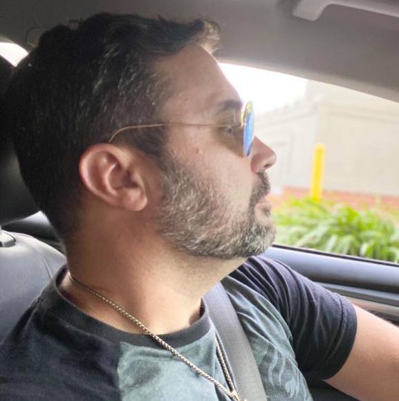 Profile Picture of Adriano Lopes (@adrianolopes) on Poshmark