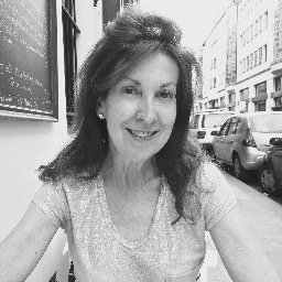 Profile Picture of Kathy Link (@frenchiegirl61) on Twitter