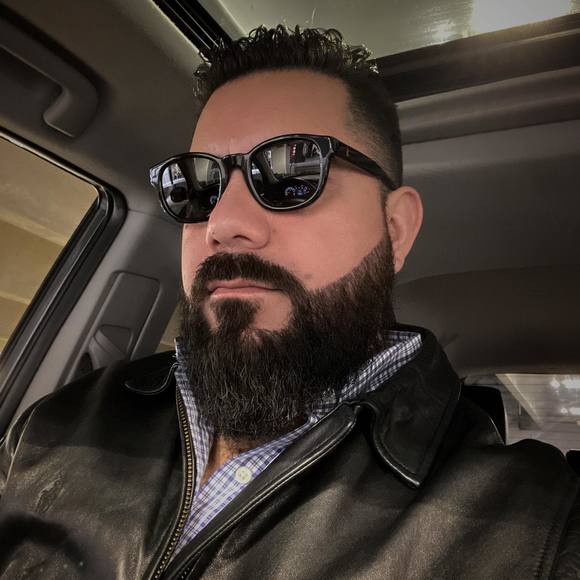 Profile Picture of Hugo Mazariegos (@hugomazariegos) on Poshmark