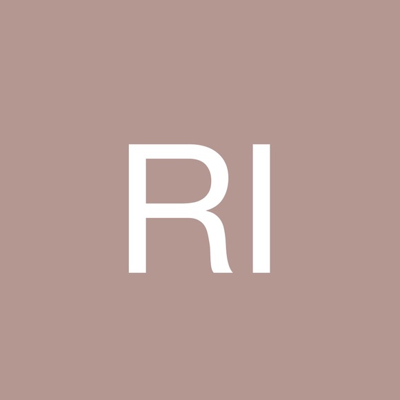 Rachel Illescas - Poshmark Profile Picture of Rachel Illescas (@rillescas) on Poshmark