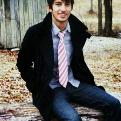 Profile Picture of Jonathan Coca (@jonathancoca93) on Twitter