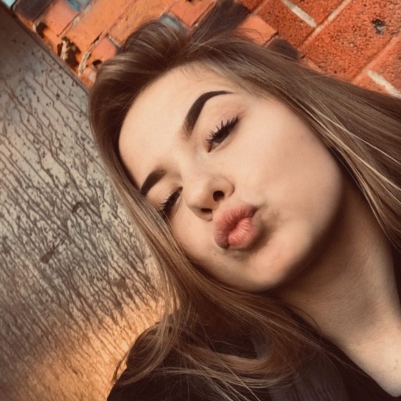 Profile Picture of Sophia singh Sophia singh (@sophiasingh925) on Poshmark