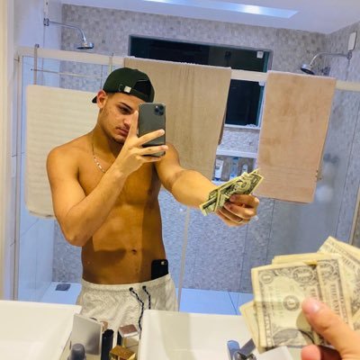 Profile Picture of Vt  (@victor__harry) on Twitter