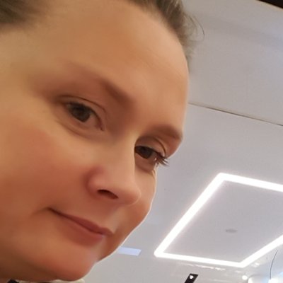 Profile Picture of Hayley Owen-Archer (@xstitcher1979) on Twitter