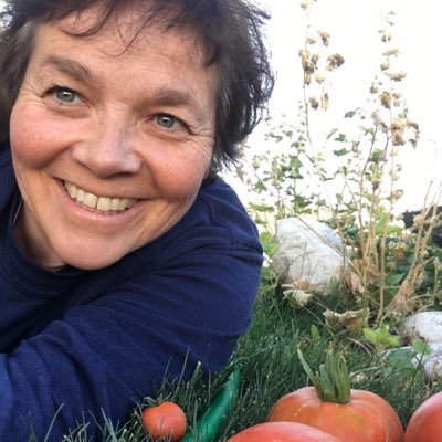 Profile Picture of Eileen McDaniel (@EileenM02086562) on Twitter