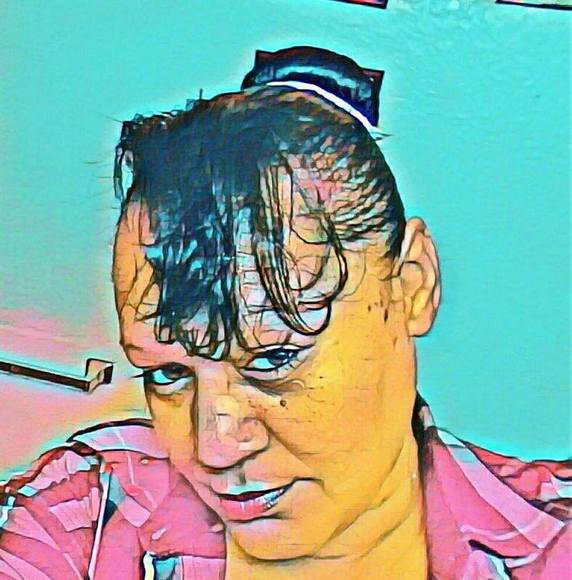 Profile Picture of Wanda Wonders (@wandahenriquez) on Poshmark