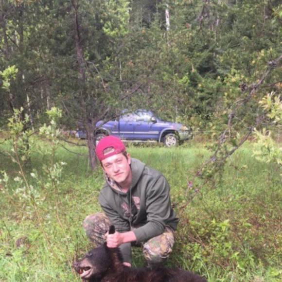 Profile Picture of Devin Williamson (@devinwilliam345) on Poshmark