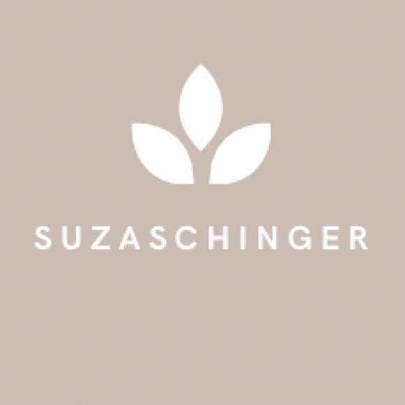 Profile Picture of ! s Aschinger (@suzaschinger) on Poshmark