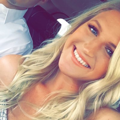 Profile Picture of Cassie Campbell (@cassieeee01) on Twitter