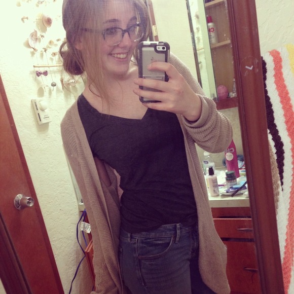 Profile Picture of Danielle Spafford (@spaffs) on Poshmark