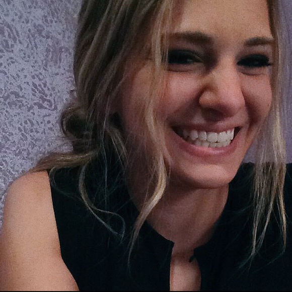 Profile Picture of Taylor Helm (@taytoe4) on Poshmark