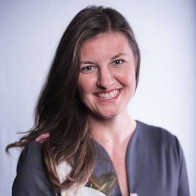 Profile Picture of Stephanie Wilkinson (@stephanieblack) on Twitter