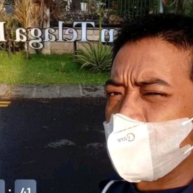 Profile Picture of Robert Firman (@al.jhoanesrobert) on Tiktok