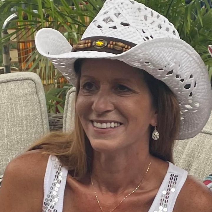 Donna Graf - Tiktok Profile Picture of Donna Graf (@donna.graf) on Tiktok