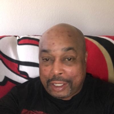 Profile Picture of Bernard Knight (@bernard62711846) on Twitter