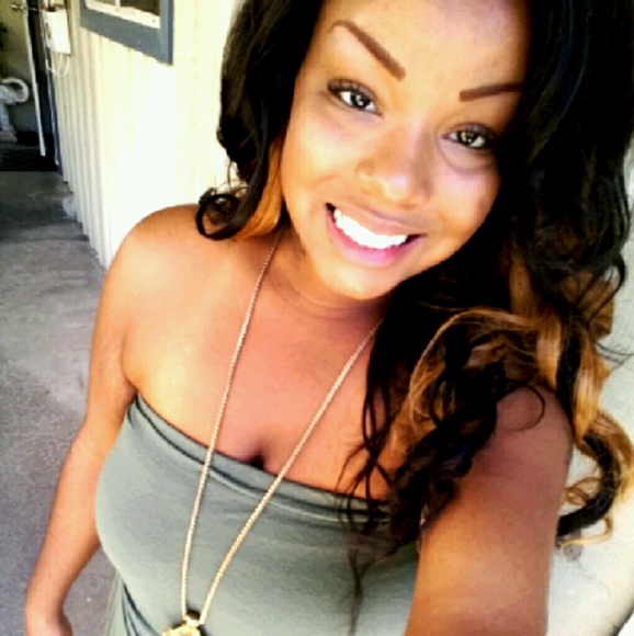 Profile Picture of Anna Pouncy (@apouncy15) on Poshmark