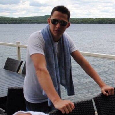 Profile Picture of Shawn Burdett (@shawn_burd) on Twitter