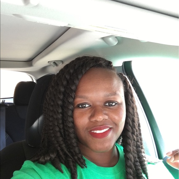 Profile Picture of Tamesha Jones (@4green15) on Poshmark