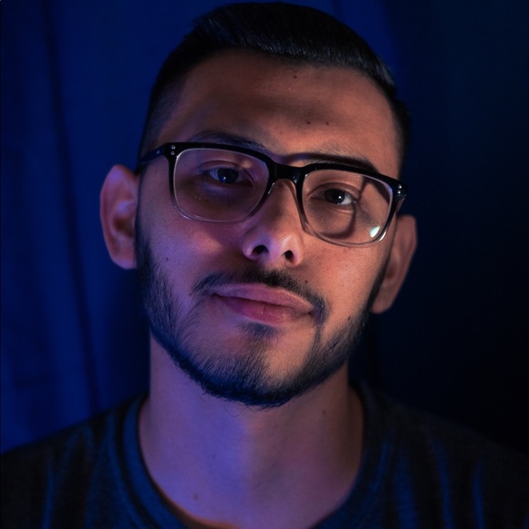 Profile Picture of Jonathan Escamilla (@jonescamilla9) on Poshmark