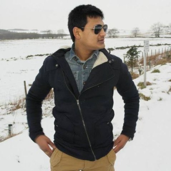 Profile Picture of !...🇨🇦🇨🇦🇨🇦 venkata Tumma (@tummakishore) on Poshmark