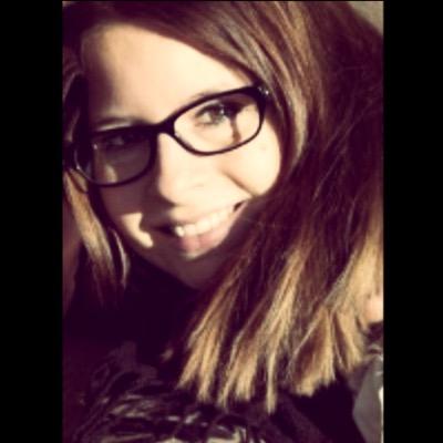 Profile Picture of Coralie Perrottet (@CoraliePer) on Twitter