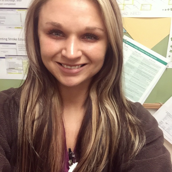 Savannah Frost - Poshmark Profile Picture of Savannah Frost (@sfrost1024) on Poshmark