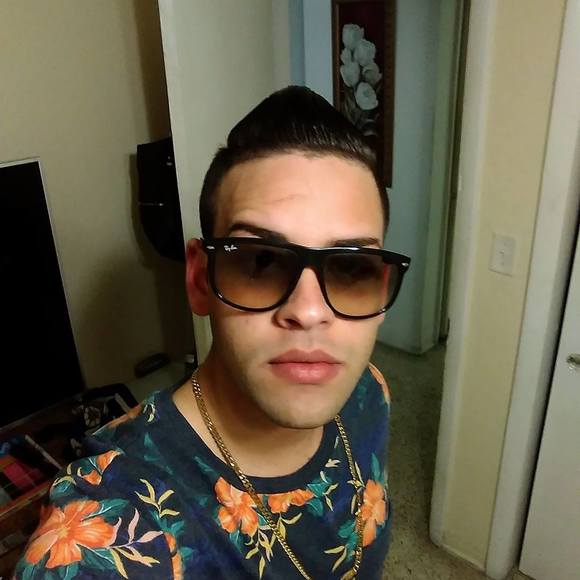 Profile Picture of Daniel Jimenez (@dji94) on Poshmark