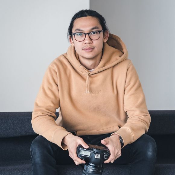 Profile Picture of Quang Pham (@quangpham21) on Poshmark