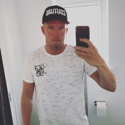 Profile Picture of Mark Lillie (@MarkLillie5) on Twitter