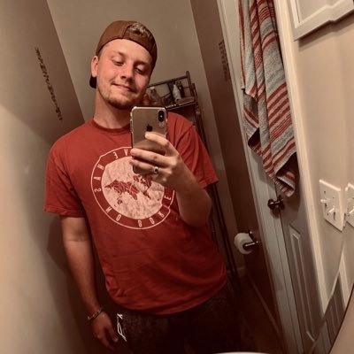 Profile Picture of Zachary Erwin (@zacharyerwin2) on Twitter