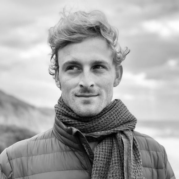 Profile Picture of Morgan Spadone (@surfy_surfy) on Poshmark