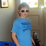 Profile Picture of Liam Thompson (@LiamThompsonOfficial) on Youtube