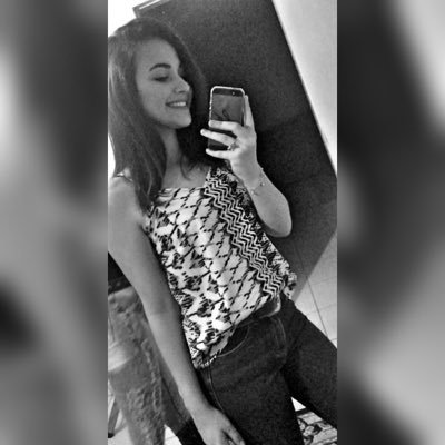 Profile Picture of Maria Eduarda Gogola (@gogola_maria) on Twitter