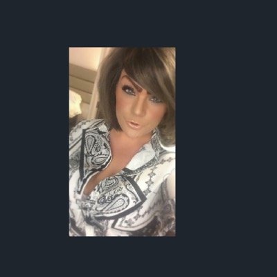 Profile Picture of Stacie Warren (@staciewarren) on Twitter