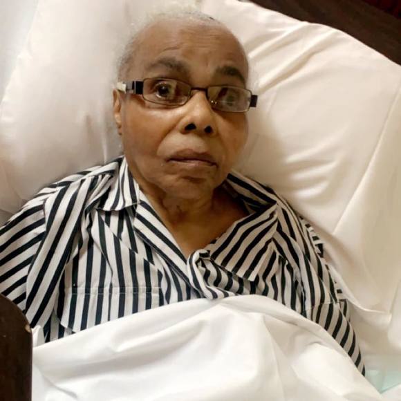 Profile Picture of Tatyana Eley (@tatyanaeley18) on Poshmark