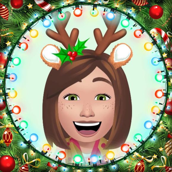 Profile Picture of Ann Davey (@awojczy) on Poshmark