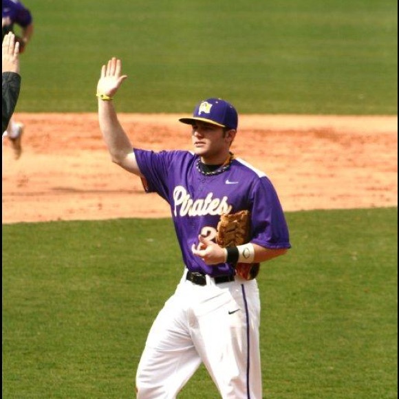 Profile Picture of Corey Case (@ccase51) on Poshmark