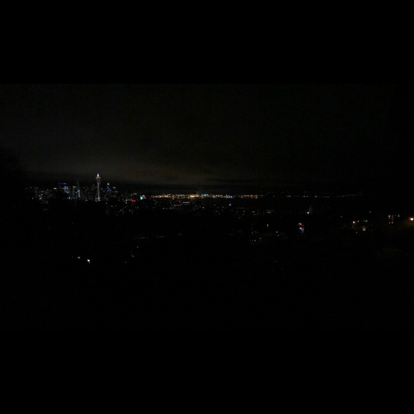 Profile Picture of Stephenie Zhang (@stephenie110) on Poshmark