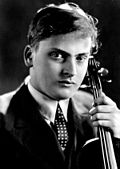 Profile Picture of Yehudi Menuhin - Wikipediaon Wikipedia