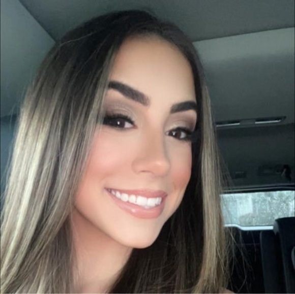 Madori Heiken - Poshmark Profile Picture of Madori Heiken (@madoriheiken) on Poshmark