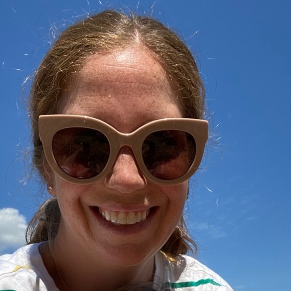 Profile Picture of Irene Cassedy (@cassedy_closet) on Poshmark