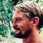 Profile Picture of Chris (@chrisschau) on Instagram