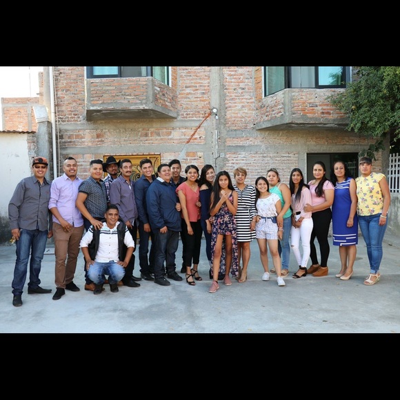 Profile Picture of Alejandro Silva (@suuuwhooop420) on Poshmark