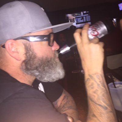 Profile Picture of Jim Chiapuzio (@Skumbax) on Twitter