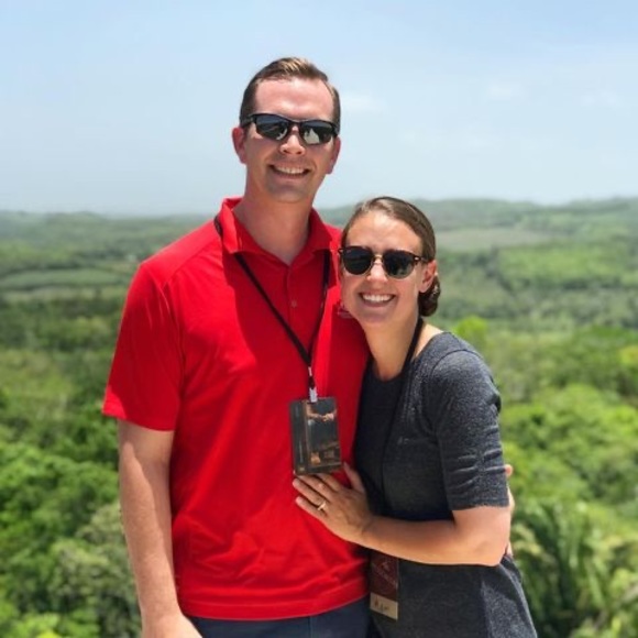 Profile Picture of Mckenzi Sletten (@micnzs) on Poshmark