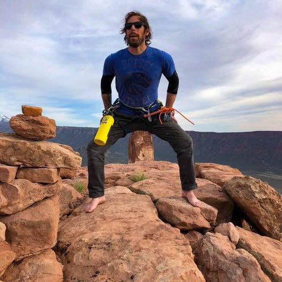 Profile Picture of Nicholas Spiropulos (@nickspiropulos) on Poshmark